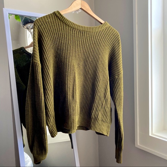 Urban Outfitters Sweaters - Olive green Comfy UO Sweater (cropped)!